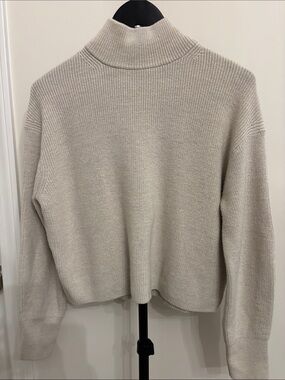Lululemon Sweater Size 4